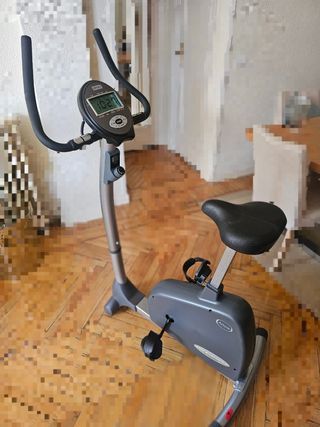 Bicicleta Estática BH Fitness