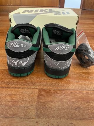 Nike SB Dunk Low There 