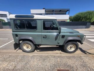 Land Rover Defender 2008