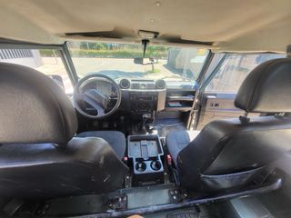 Land Rover Defender 2008