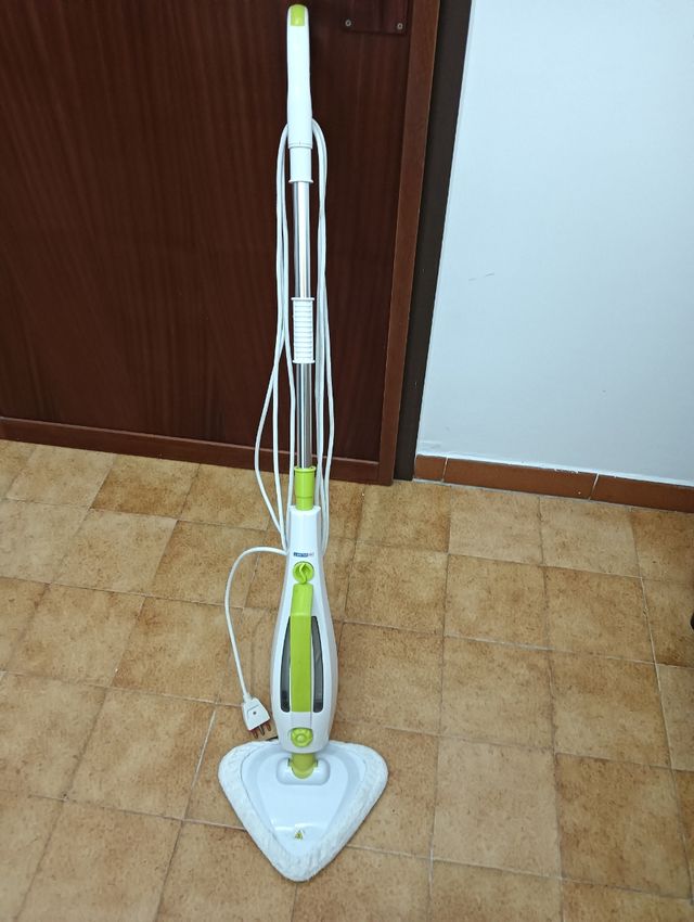 Lavapavimenti a vapore