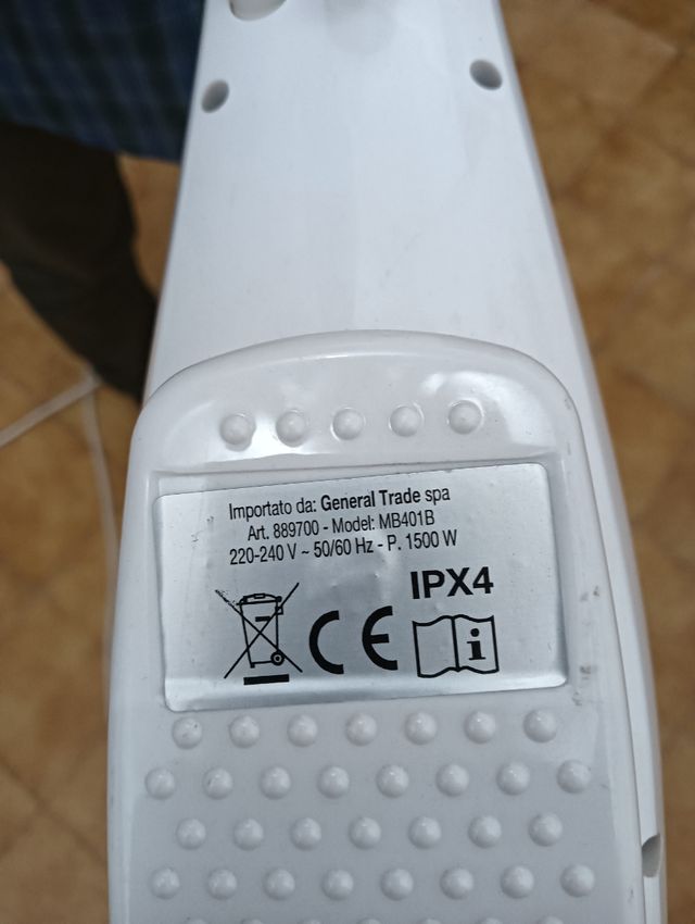 Lavapavimenti a vapore