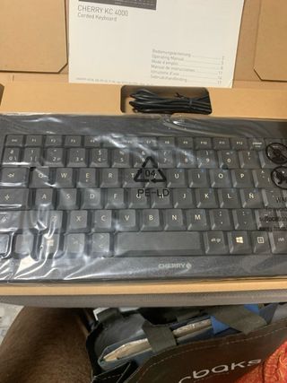 Teclado Cherry KC 4000 Cableado Negro