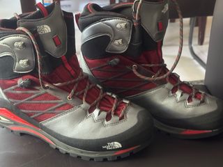 Botas de Nieve The North Face Grises/Rojas
