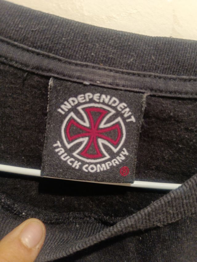 Camiseta Independent Talla S Negra