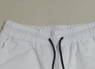 5€NUEVOPantalón deporte blanco talla S