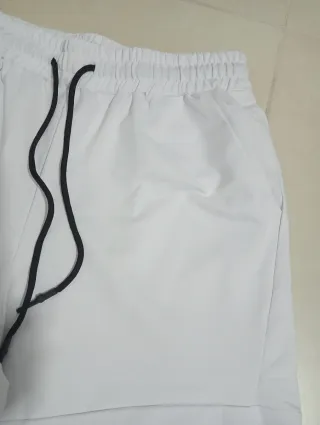 5€NUEVOPantalón deporte blanco talla S