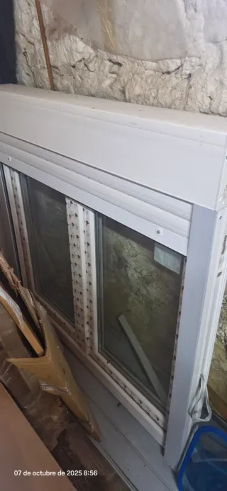 Ventana Oscilobatiente PVC Blanca 120x115.5
