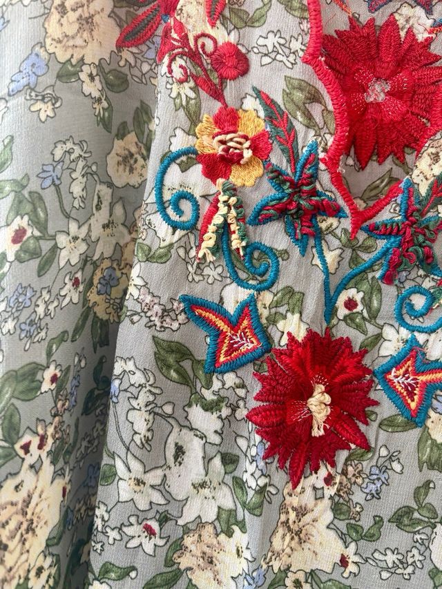 Kaftán bordado multicolor talla única