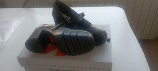 Zapatos de tacón Art negros