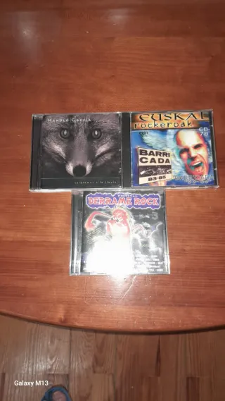 CDs: Barricada, Manolo García y Derramé Rock