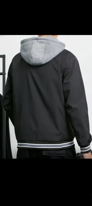 CAZADORA ROJA SPORT DEPORTIVA.