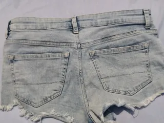Shorts vaqueros rotos mujer