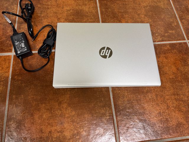 HP ProBook 460 G11 16", Ultra 5, 16gb, 512gb NUEVO