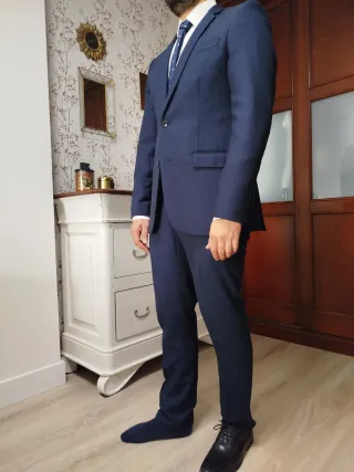 Traje azul chico Talla 40