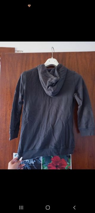 Felpa donna con cuore alato e rose