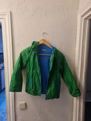 Abrigo Benetton verde y azul niñ@

