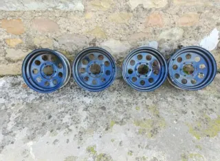 Llantas 15 " 4x4 desplazadas para todoterreno