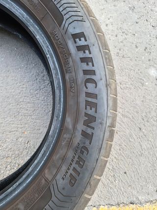 Neumático GY EfficientGrip Performance 205 60 r16