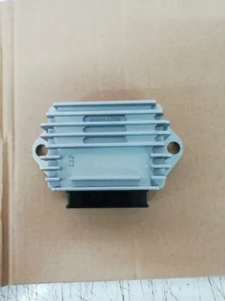 regulador luces 12 voltios sin bateria vespa