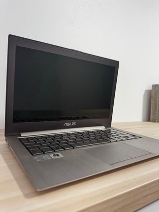 Asus Zenbook i5 Negro/Plateado