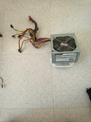 Fuente Alimentación Unyka 500W ATX
