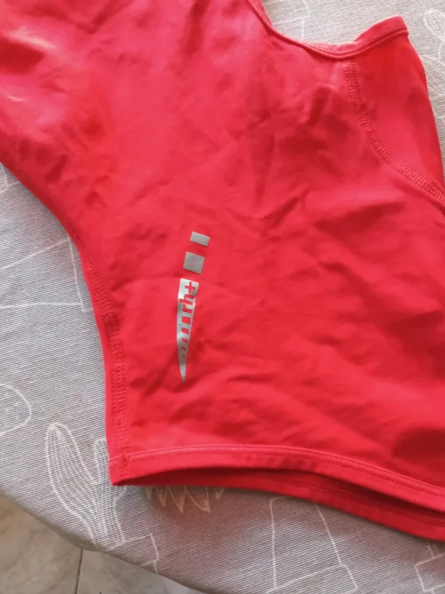 Pasamontañas rojo ciclismo y esquí