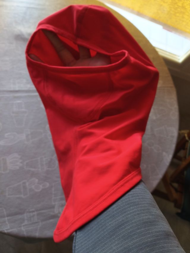 Pasamontañas rojo ciclismo y esquí