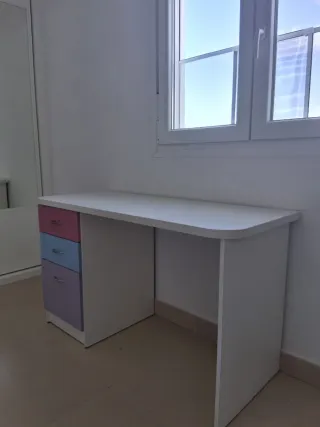 Escritorio de estudio infantil, madera de calidad