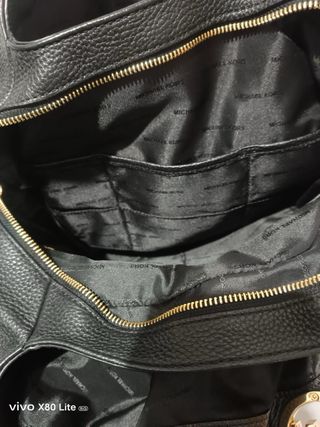 Bolso Michael Kors Negro y Dorado