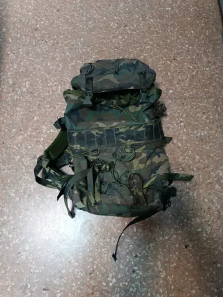 Mochila militar Altus camuflaje
