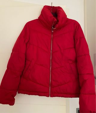Chaquetón rojo acolchado