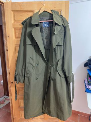Gabardina Burberry Verde Oliva