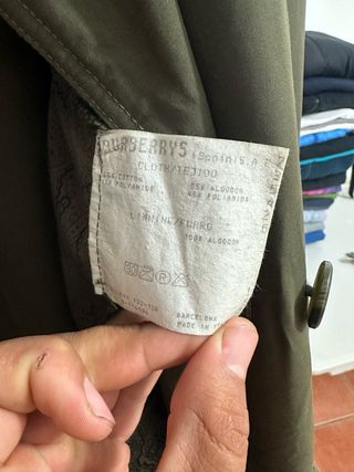 Gabardina Burberry Verde Oliva