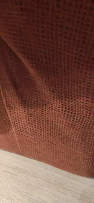 Sofá de 2 plazas color vino