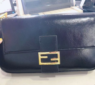 Borsa nera Fendi Baguette poco usata