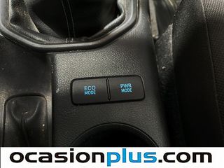 Toyota Hilux 2.4 D-4D Doble Cabina GX 110 kW (150 CV)