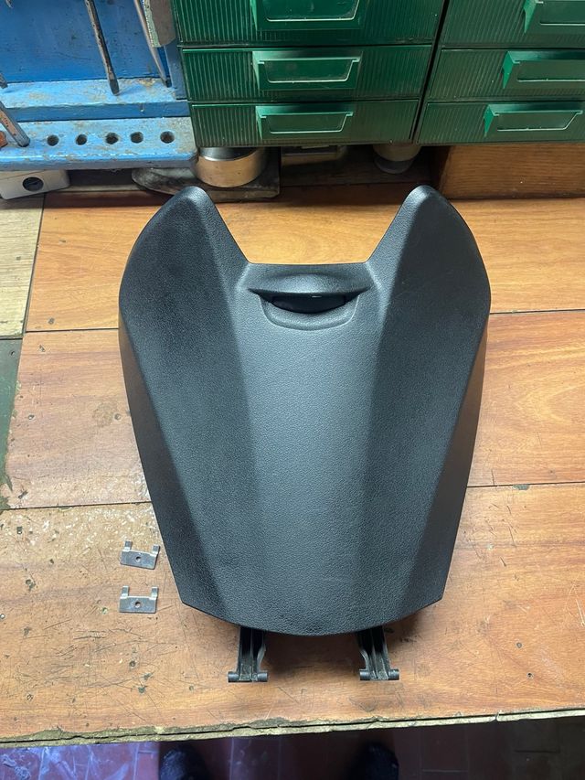 Cassetto frontale Piaggio Medley 125/150