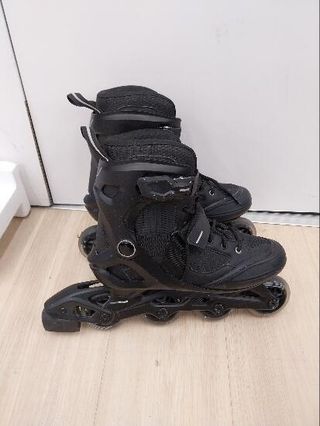 Patines Línea Adulto Oxelo Fitness FIT100 Negro