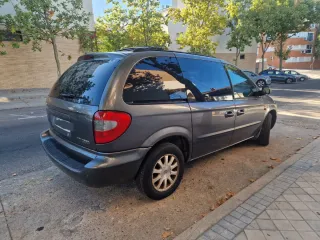 Chrysler Voyager 2003