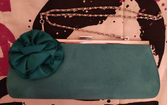 Bolso de mano/hombro.