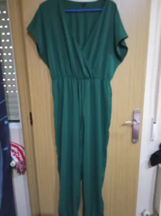 Mono verde talla L