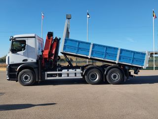 Mercedes-Benz ANTOS 26 39 - GRUA