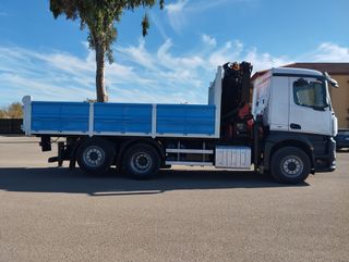 Mercedes-Benz ANTOS 26 39 - GRUA