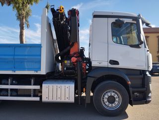 Mercedes-Benz ANTOS 26 39 - GRUA