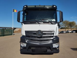 Mercedes-Benz ANTOS 26 39 - GRUA