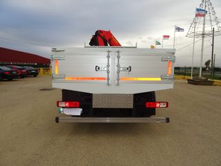Renault LANDER 320 DXI--GRUA