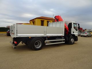 Renault LANDER 320 DXI--GRUA