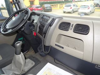 Renault LANDER 320 DXI--GRUA