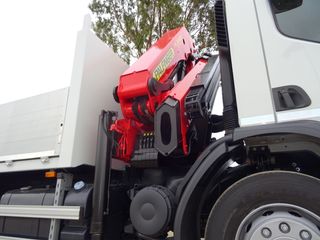 Renault LANDER 320 DXI--GRUA